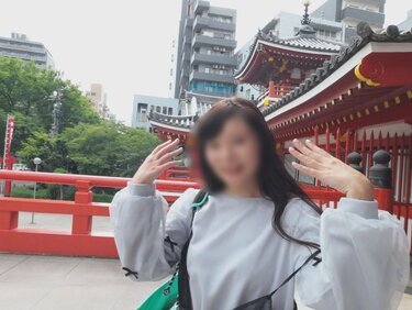 無修正FC2 PPV 4975133 [個撮・屋外セックス] 〈言いなり不倫妻〉「えっ！ここでするんですか？」街の片隅でエロ行為！ 人が来るかもしれな