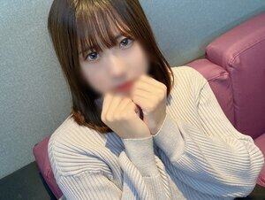 無修正FC2 PPV 4465742 少し地味で真面目な女の\.こ.あゆみちゃん♡長い美脚で健康美のある丸いお尻が魅力的♡生チンポの快楽に負け何度