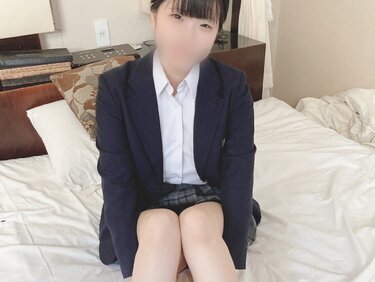 無修正FC2 PPV 4755802 最後はまさかの涙。色白Ｆカップお嬢様。北海道から推しのライブにやってきた愛嬌抜群の＠＠歳の誘惑に負けて放課後