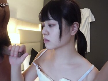 無修正FC2 PPV 4828520 【素人個撮】【3ｐ】北国の自然が育んだ天然18才美◯女にオトナの性教育を2本の肉棒で熱血指導