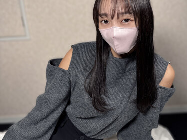 無修正FC2 PPV 4856864 初撮り！【無】【中出し】経験人数が少なく彼氏に一途な美女をNTR。彼ちんより気持ち良くなっちゃう濡れまんこに