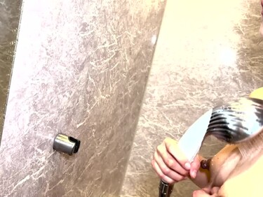 無修正FC2 PPV 4864392 【無修正】【妊娠8.5ヶ月】恒例のお風呂場でイクまでフェラチオ！