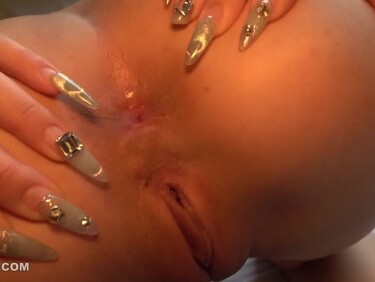 無修正FC2 PPV 4885212 【5/12迄1290pt】【初撮】顔も仕草も魅力的な医療系新卒ムスメ。「これ、気持ちいい、永遠にできる…」と喘ぎな