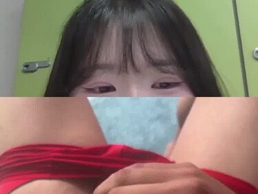 (한국야동) 영상챗 - 딸치는거 보여달라더니 아헤가오 해줌 ㅋㅋ