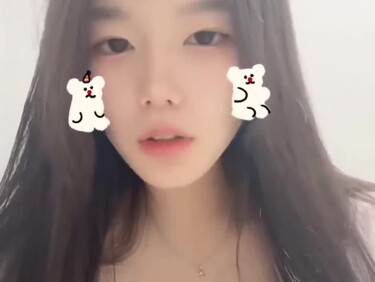 (한국야동) 꼭지 보여주는 존나이쁜 틱톡커