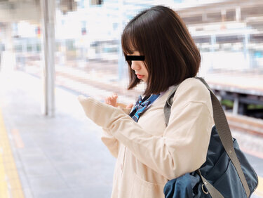 10musume 062026_01 天然むすめ 062026_01 制服娘を電車でイタズラ 天野奈々