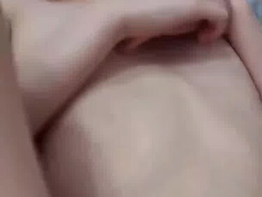 보털 수북한 허벅지 문신녀