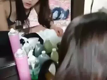 (한국야동) 자신의 모든곳을 내어주는 빨간 스포츠 브라녀