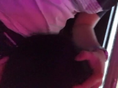 (한국야동) 정신나간 커플 버스안에서