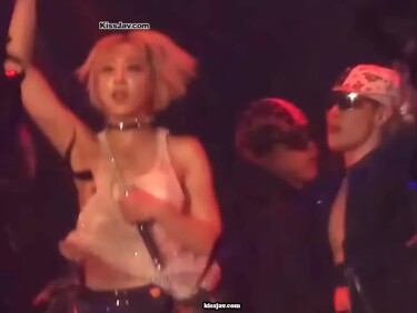 (한국야동) 2NE1 민지 깜짝 노출