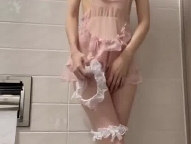 털 수북한 핑크 시스루